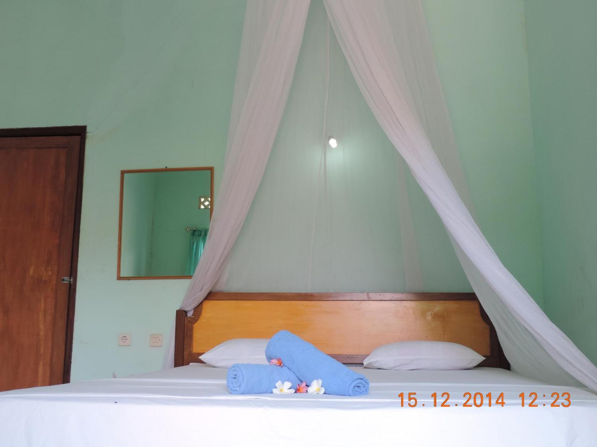 II Bungalow Gili Meno Room photo